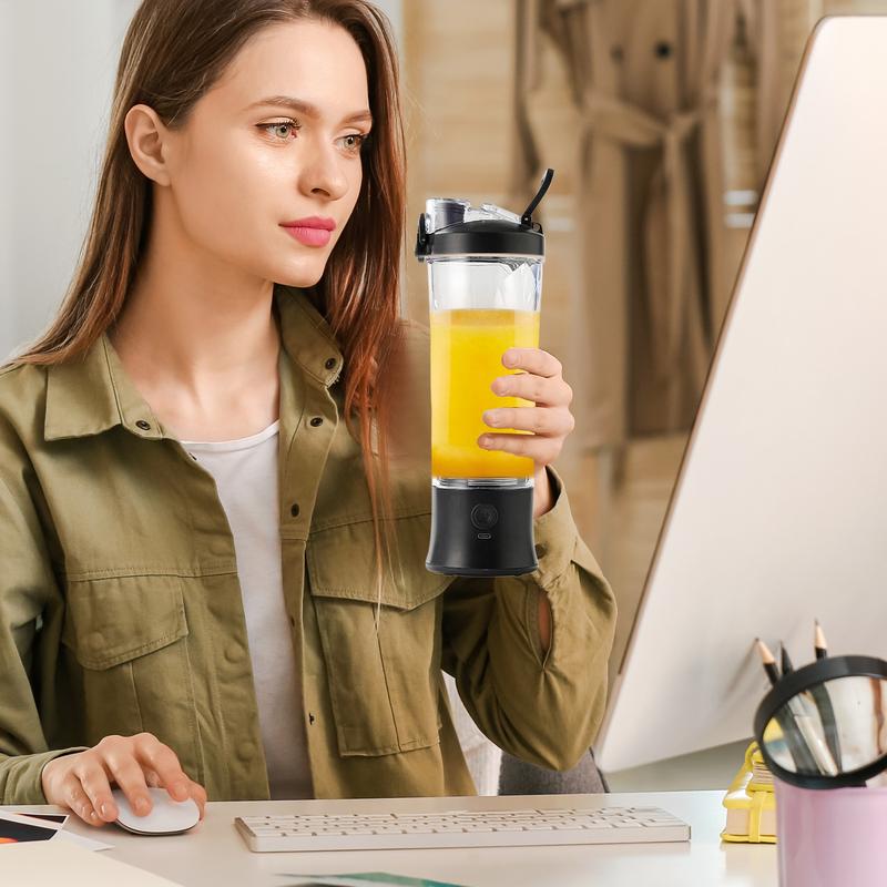 Przenośny blender do smoothie  – Protein Shaker Bottle recenzja i cena